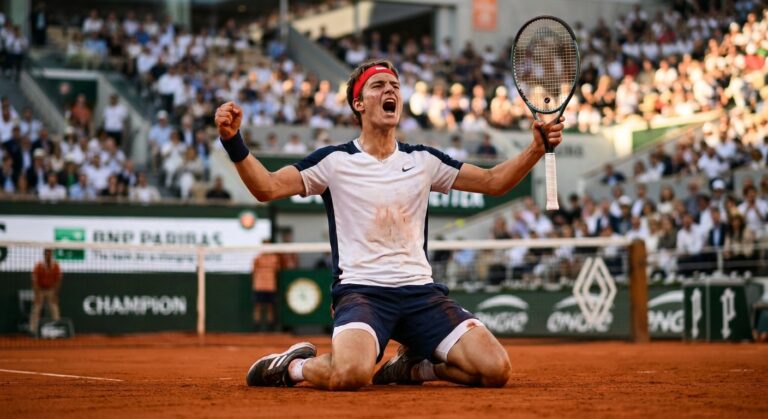 17-летний Куаме победил чемпиона US Open на старте «Ролан Гаррос» и установил рекорд турнира